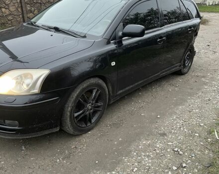 Черный Тойота Авенсис, объемом двигателя 2 л и пробегом 230 тыс. км за 3300 $, фото 1 на Automoto.ua
