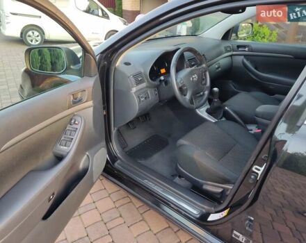 Черный Тойота Авенсис, объемом двигателя 1.8 л и пробегом 225 тыс. км за 7850 $, фото 19 на Automoto.ua