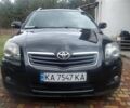 Черный Тойота Авенсис, объемом двигателя 1.8 л и пробегом 410 тыс. км за 5600 $, фото 1 на Automoto.ua