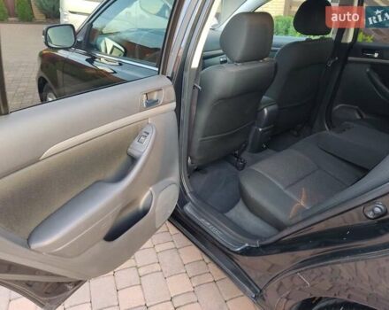 Черный Тойота Авенсис, объемом двигателя 1.8 л и пробегом 225 тыс. км за 7850 $, фото 23 на Automoto.ua