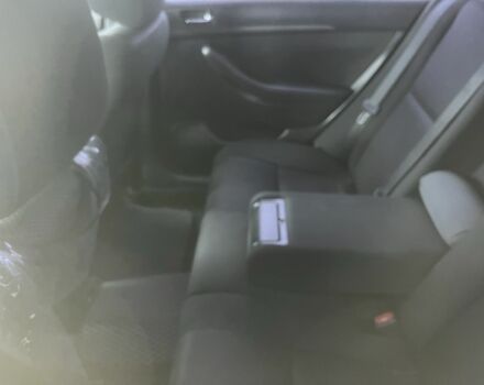 Чорний Тойота Авенсіс, об'ємом двигуна 2.2 л та пробігом 390 тис. км за 5700 $, фото 6 на Automoto.ua