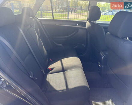 Черный Тойота Авенсис, объемом двигателя 2 л и пробегом 296 тыс. км за 6200 $, фото 35 на Automoto.ua