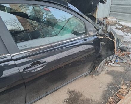 Черный Тойота Авенсис, объемом двигателя 0 л и пробегом 364 тыс. км за 600 $, фото 2 на Automoto.ua