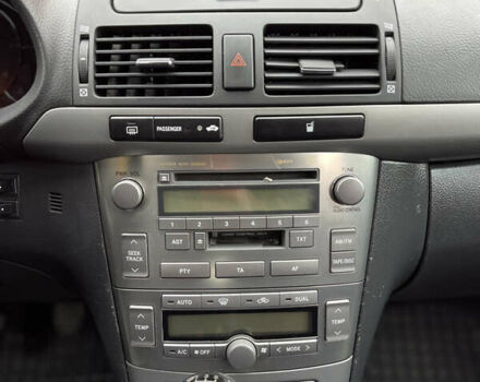 Черный Тойота Авенсис, объемом двигателя 2 л и пробегом 271 тыс. км за 6599 $, фото 27 на Automoto.ua