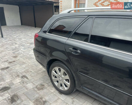 Черный Тойота Авенсис, объемом двигателя 2 л и пробегом 300 тыс. км за 6999 $, фото 11 на Automoto.ua