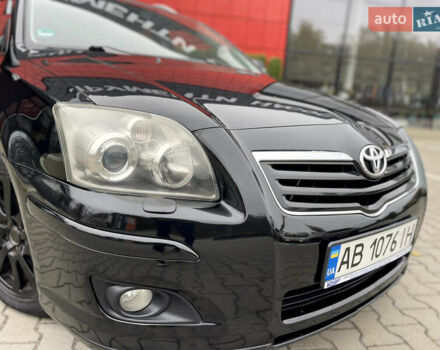 Чорний Тойота Авенсіс, об'ємом двигуна 2 л та пробігом 271 тис. км за 6599 $, фото 2 на Automoto.ua
