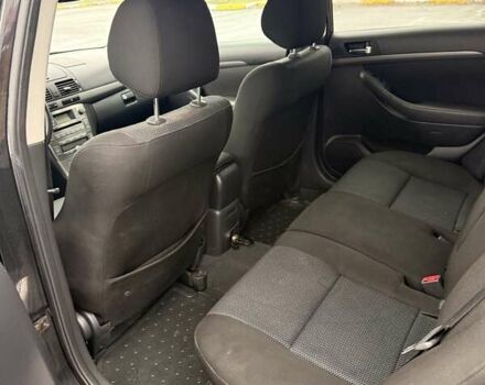 Черный Тойота Авенсис, объемом двигателя 2 л и пробегом 360 тыс. км за 6200 $, фото 8 на Automoto.ua