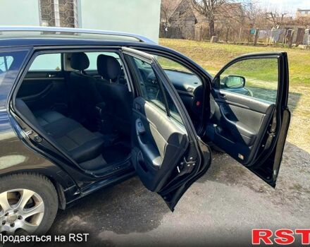 Черный Тойота Авенсис, объемом двигателя 18 л и пробегом 261 тыс. км за 7200 $, фото 9 на Automoto.ua
