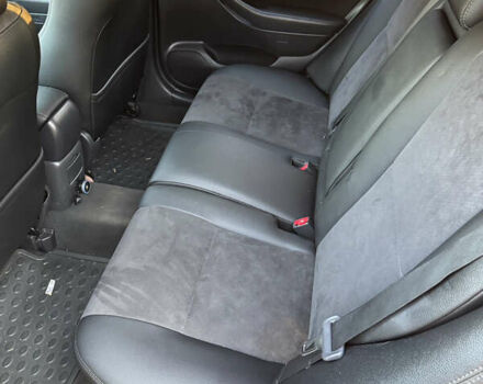 Черный Тойота Авенсис, объемом двигателя 2 л и пробегом 255 тыс. км за 6600 $, фото 10 на Automoto.ua