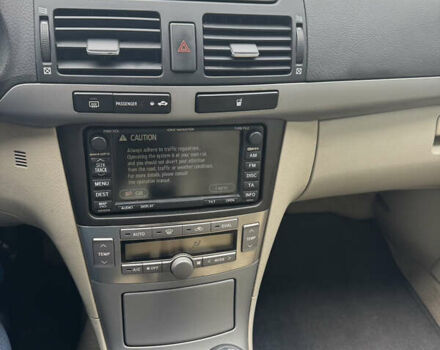 Черный Тойота Авенсис, объемом двигателя 2 л и пробегом 296 тыс. км за 5800 $, фото 15 на Automoto.ua