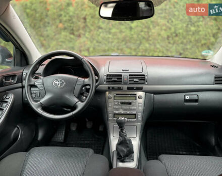 Черный Тойота Авенсис, объемом двигателя 2 л и пробегом 271 тыс. км за 6599 $, фото 19 на Automoto.ua