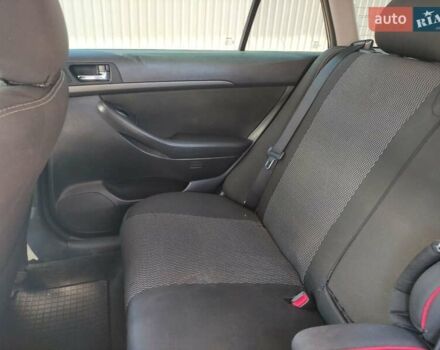 Черный Тойота Авенсис, объемом двигателя 2 л и пробегом 279 тыс. км за 6600 $, фото 19 на Automoto.ua