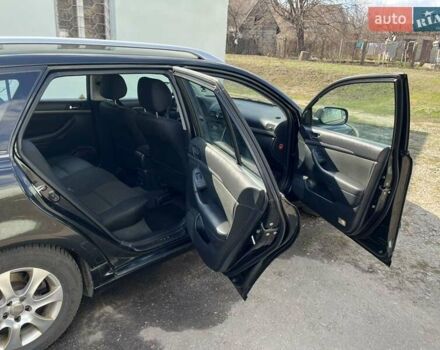 Черный Тойота Авенсис, объемом двигателя 1.79 л и пробегом 265 тыс. км за 6600 $, фото 13 на Automoto.ua