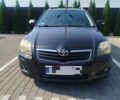 Черный Тойота Авенсис, объемом двигателя 2.2 л и пробегом 332 тыс. км за 2157 $, фото 1 на Automoto.ua