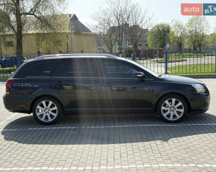 Черный Тойота Авенсис, объемом двигателя 2 л и пробегом 296 тыс. км за 6200 $, фото 17 на Automoto.ua