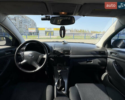 Черный Тойота Авенсис, объемом двигателя 2 л и пробегом 296 тыс. км за 6200 $, фото 39 на Automoto.ua