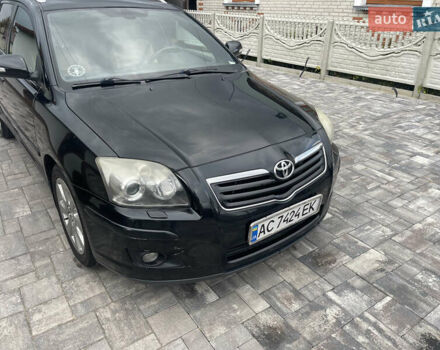 Черный Тойота Авенсис, объемом двигателя 2 л и пробегом 300 тыс. км за 6999 $, фото 7 на Automoto.ua