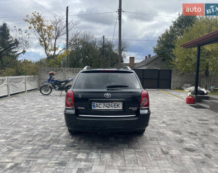 Черный Тойота Авенсис, объемом двигателя 2 л и пробегом 300 тыс. км за 6999 $, фото 3 на Automoto.ua