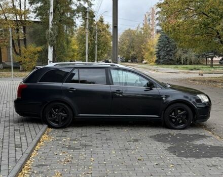 Черный Тойота Авенсис, объемом двигателя 2.2 л и пробегом 300 тыс. км за 3400 $, фото 3 на Automoto.ua