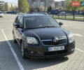Черный Тойота Авенсис, объемом двигателя 2 л и пробегом 296 тыс. км за 6200 $, фото 4 на Automoto.ua