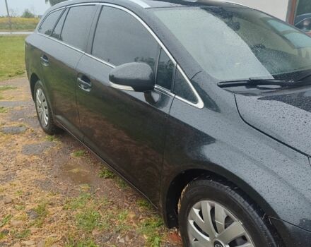 Чорний Тойота Авенсіс, об'ємом двигуна 2 л та пробігом 353 тис. км за 7600 $, фото 4 на Automoto.ua