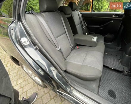 Чорний Тойота Авенсіс, об'ємом двигуна 2 л та пробігом 250 тис. км за 5480 $, фото 26 на Automoto.ua