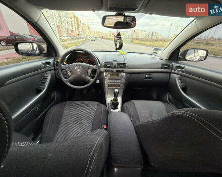 Черный Тойота Авенсис, объемом двигателя 1.8 л и пробегом 243 тыс. км за 7999 $, фото 39 на Automoto.ua