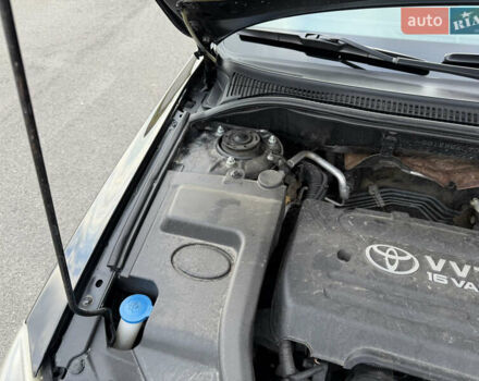 Черный Тойота Авенсис, объемом двигателя 1.8 л и пробегом 243 тыс. км за 7999 $, фото 62 на Automoto.ua