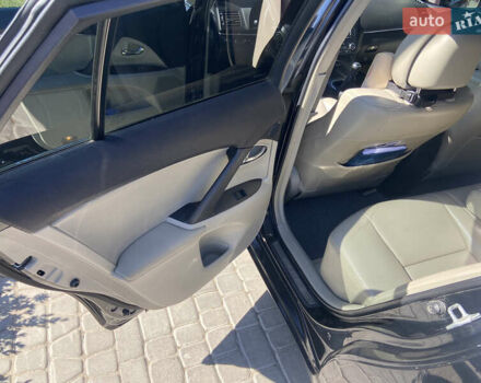 Черный Тойота Авенсис, объемом двигателя 2.2 л и пробегом 290 тыс. км за 7700 $, фото 5 на Automoto.ua