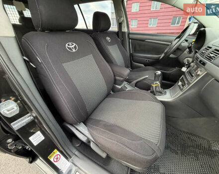 Черный Тойота Авенсис, объемом двигателя 1.8 л и пробегом 243 тыс. км за 7999 $, фото 49 на Automoto.ua