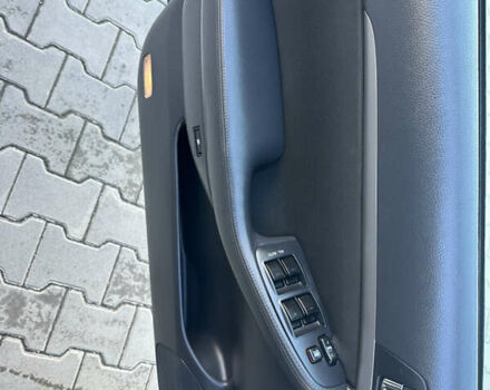 Чорний Тойота Авенсіс, об'ємом двигуна 1.8 л та пробігом 155 тис. км за 7350 $, фото 29 на Automoto.ua