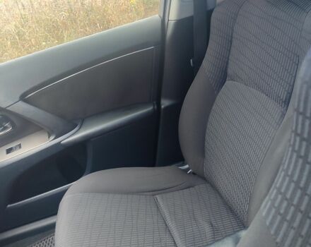 Чорний Тойота Авенсіс, об'ємом двигуна 2 л та пробігом 353 тис. км за 7600 $, фото 6 на Automoto.ua