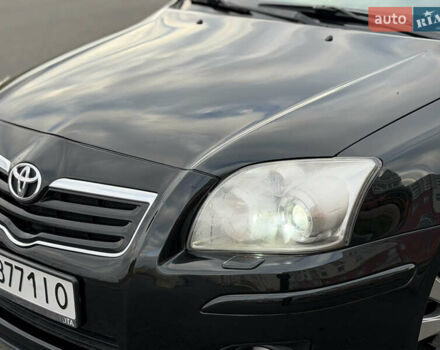 Черный Тойота Авенсис, объемом двигателя 1.8 л и пробегом 243 тыс. км за 7999 $, фото 19 на Automoto.ua