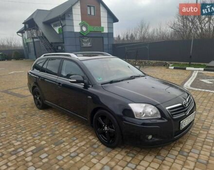 Черный Тойота Авенсис, объемом двигателя 2.2 л и пробегом 225 тыс. км за 7400 $, фото 2 на Automoto.ua