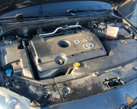 Черный Тойота Авенсис, объемом двигателя 2 л и пробегом 270 тыс. км за 8500 $, фото 5 на Automoto.ua