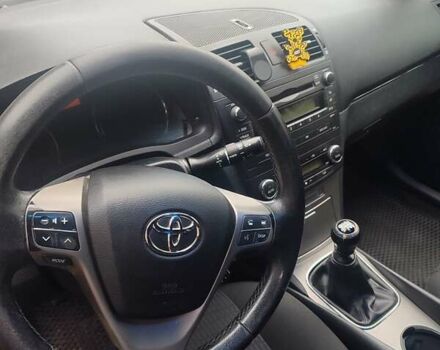 Чорний Тойота Авенсіс, об'ємом двигуна 2 л та пробігом 353 тис. км за 7600 $, фото 1 на Automoto.ua