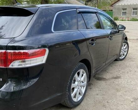Чорний Тойота Авенсіс, об'ємом двигуна 2 л та пробігом 282 тис. км за 11300 $, фото 4 на Automoto.ua