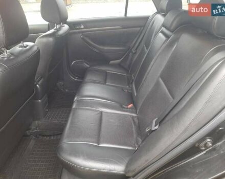 Черный Тойота Авенсис, объемом двигателя 2.2 л и пробегом 225 тыс. км за 7400 $, фото 11 на Automoto.ua