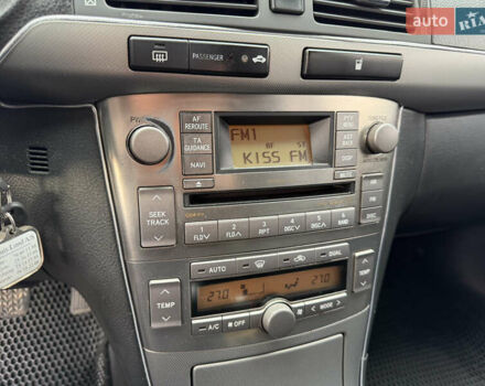 Черный Тойота Авенсис, объемом двигателя 1.8 л и пробегом 243 тыс. км за 7999 $, фото 42 на Automoto.ua