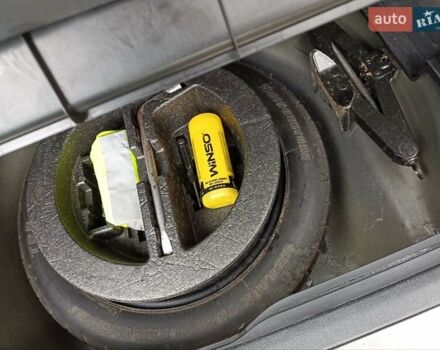 Чорний Тойота Авенсіс, об'ємом двигуна 2 л та пробігом 279 тис. км за 6500 $, фото 23 на Automoto.ua