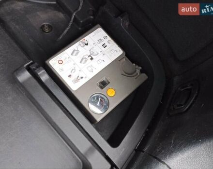Чорний Тойота Авенсіс, об'ємом двигуна 2 л та пробігом 279 тис. км за 6500 $, фото 22 на Automoto.ua
