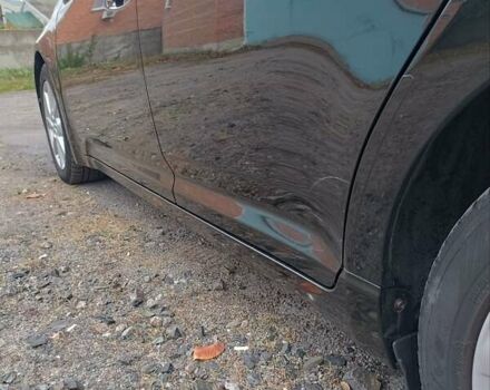 Черный Тойота Авенсис, объемом двигателя 1.6 л и пробегом 189 тыс. км за 8700 $, фото 7 на Automoto.ua
