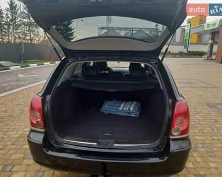 Черный Тойота Авенсис, объемом двигателя 2.2 л и пробегом 225 тыс. км за 7400 $, фото 12 на Automoto.ua