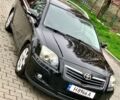 Черный Тойота Авенсис, объемом двигателя 2 л и пробегом 214 тыс. км за 6500 $, фото 1 на Automoto.ua
