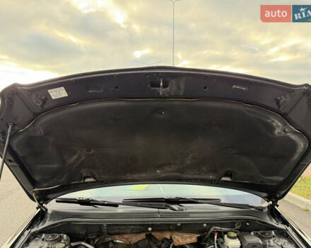 Черный Тойота Авенсис, объемом двигателя 1.8 л и пробегом 243 тыс. км за 7999 $, фото 63 на Automoto.ua