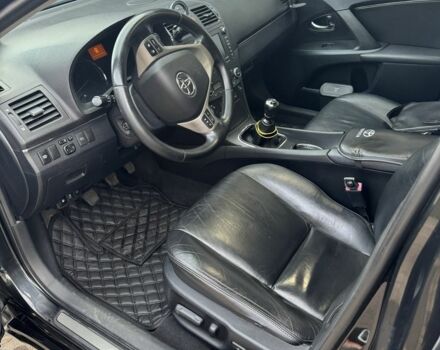 Черный Тойота Авенсис, объемом двигателя 2.2 л и пробегом 340 тыс. км за 7500 $, фото 4 на Automoto.ua