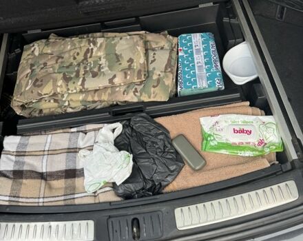 Черный Тойота Авенсис, объемом двигателя 2.2 л и пробегом 340 тыс. км за 7500 $, фото 8 на Automoto.ua