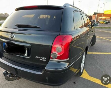 Черный Тойота Авенсис, объемом двигателя 2 л и пробегом 247 тыс. км за 3700 $, фото 2 на Automoto.ua