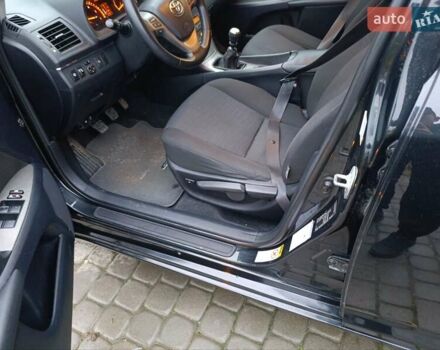 Черный Тойота Авенсис, объемом двигателя 2 л и пробегом 221 тыс. км за 7800 $, фото 36 на Automoto.ua