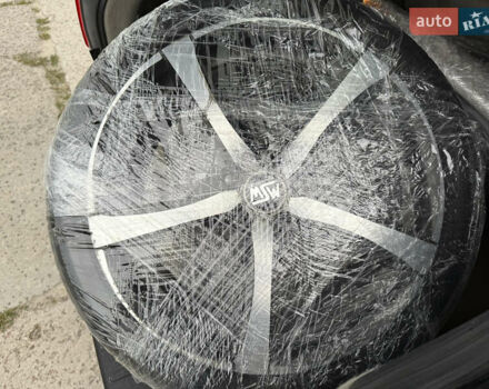 Чорний Тойота Авенсіс, об'ємом двигуна 2.2 л та пробігом 249 тис. км за 9000 $, фото 27 на Automoto.ua